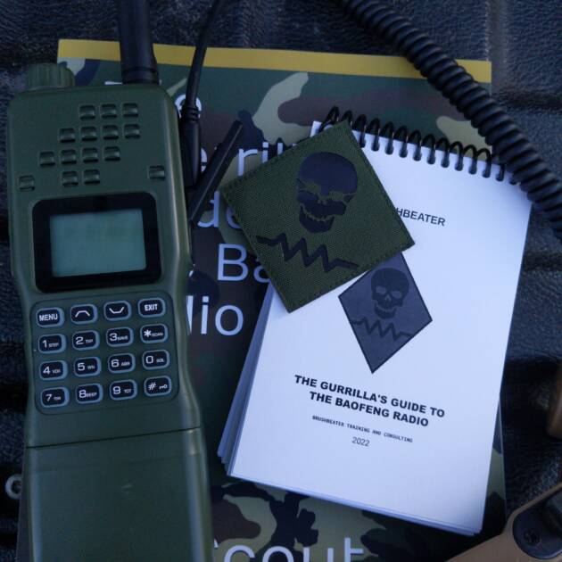 AR-152 VHF / UHF Radio