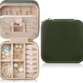 Genuine Leather Travel Jewelry Case Organizer with Mirror for Women, Small Jewelry Box Portable Mini Jewelry Case for Earring, Ring, Necklace, Bracelet?Green?                 