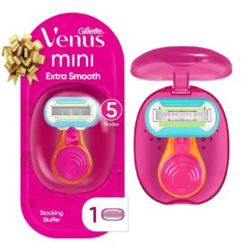 Gillette Venus Extra Smooth On The Go Women's Razor Handle + 1 Blade Refill + 1 Travel Case, Holiday Gifts and Stocking Stuffers for Women                 